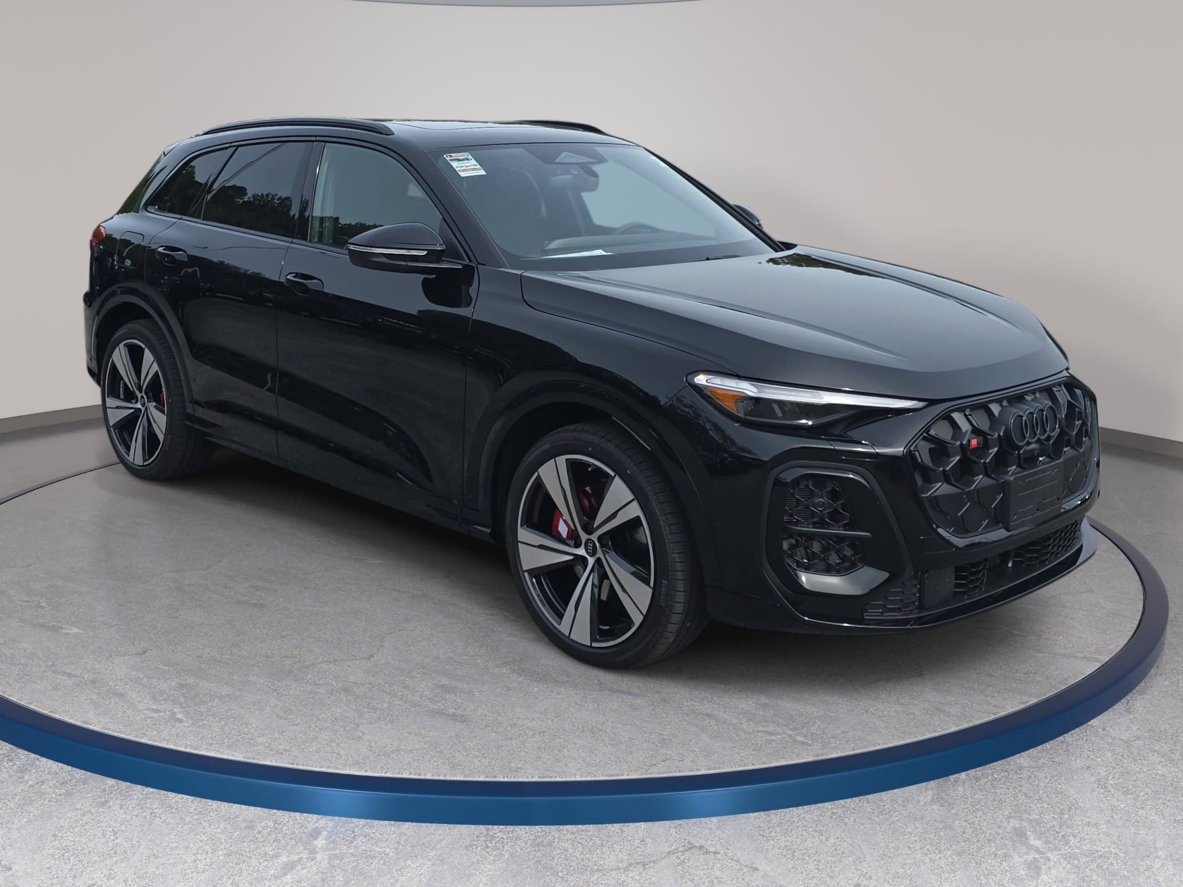 New 2026 Audi SQ5 Premium Plus image 3