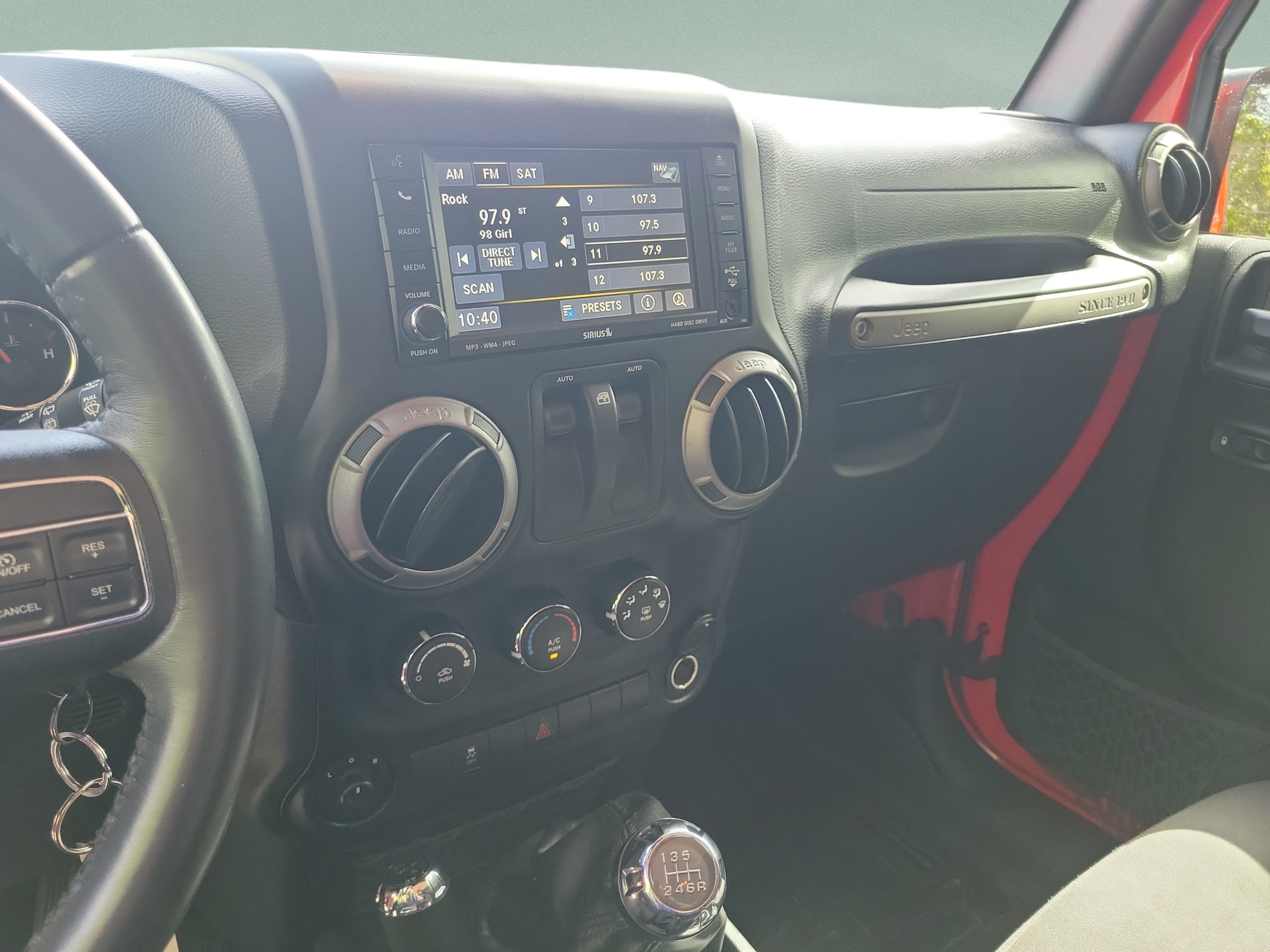 Used 2017 Jeep Wrangler Sport w/ Quick Order Package 23S AWD/4WD image 24