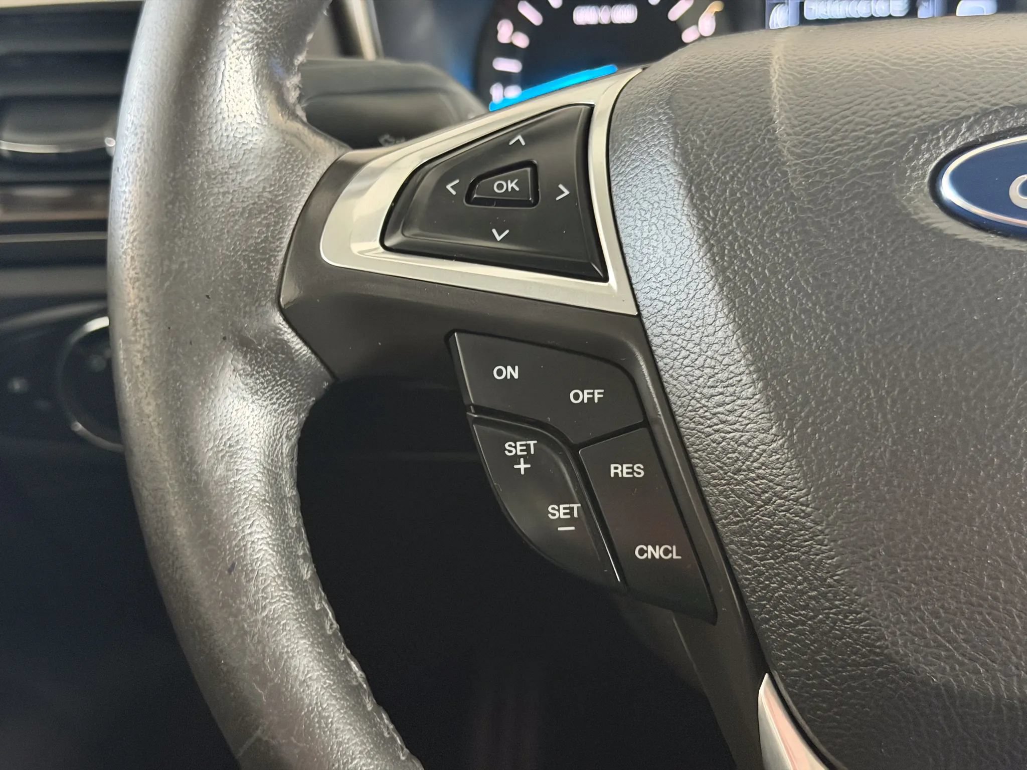 Used 2014 Ford Fusion SE w/ Equipment Group 202A FWD image 32