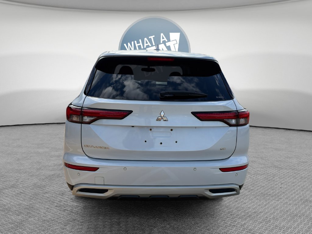 Used 2022 Mitsubishi Outlander SE AWD/4WD image 5