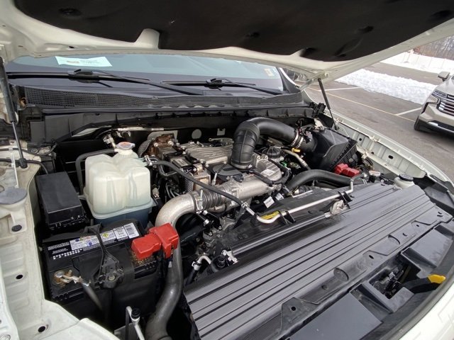 Used 2018 Nissan Titan SV w/ SV Convenience Package image 20