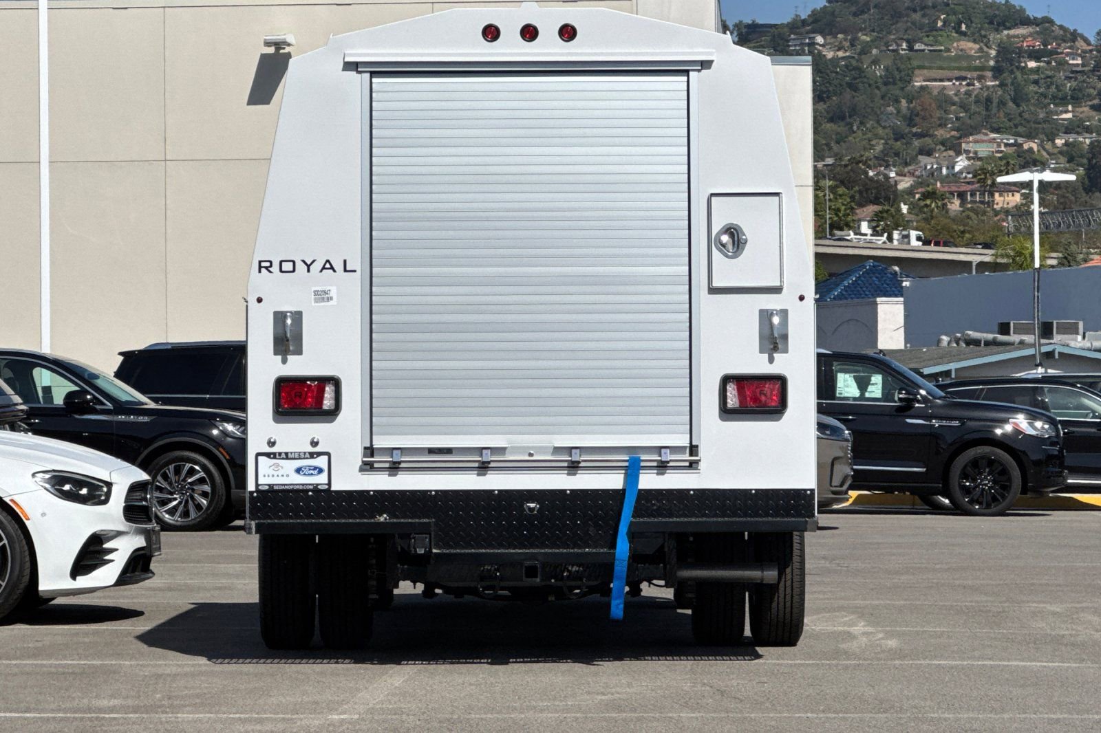 New 2025 Ford E-350 and Econoline 350 Super Duty w/ Power Equipment Group RWD image 4
