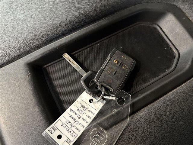 Used 2020 Chevrolet Silverado 1500 Custom w/ Custom Value Package image 27