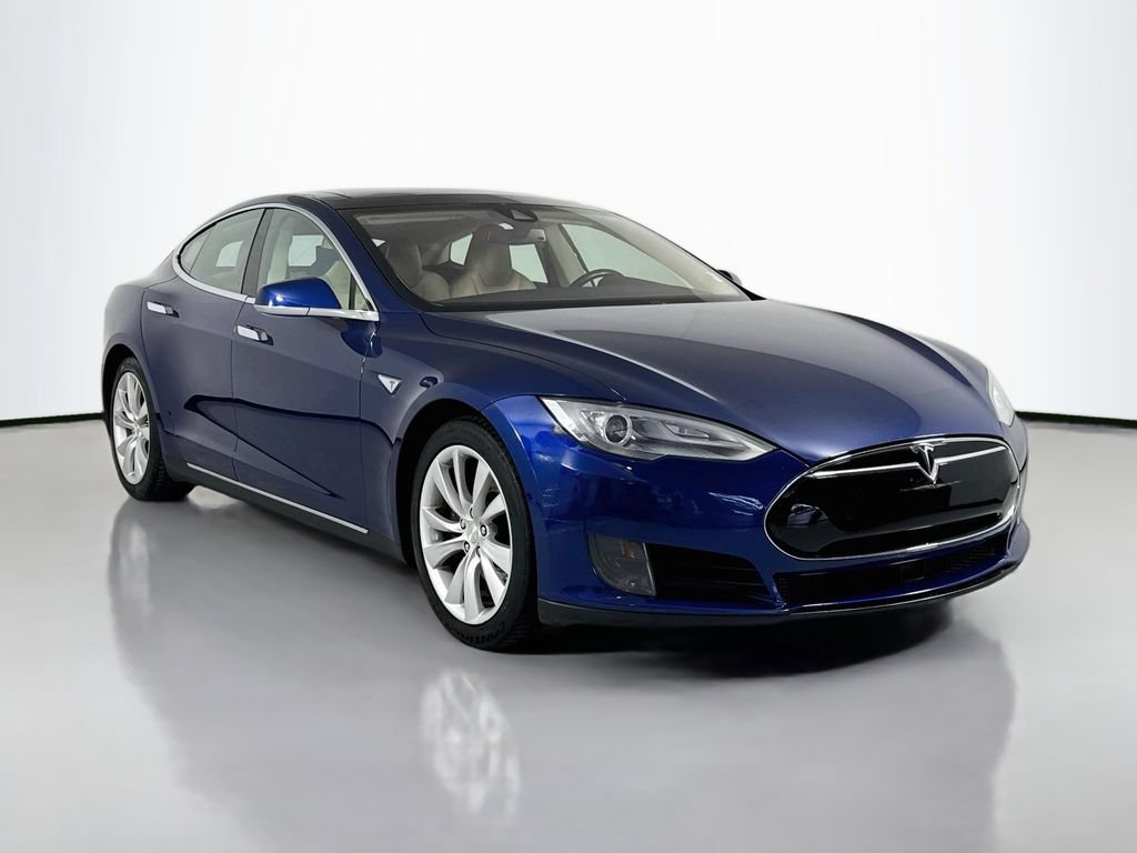 Used 2015 Tesla Model S AWD image 4