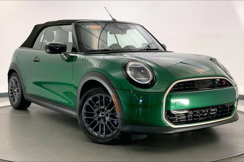 Used 2026 MINI Cooper S FWD image 1
