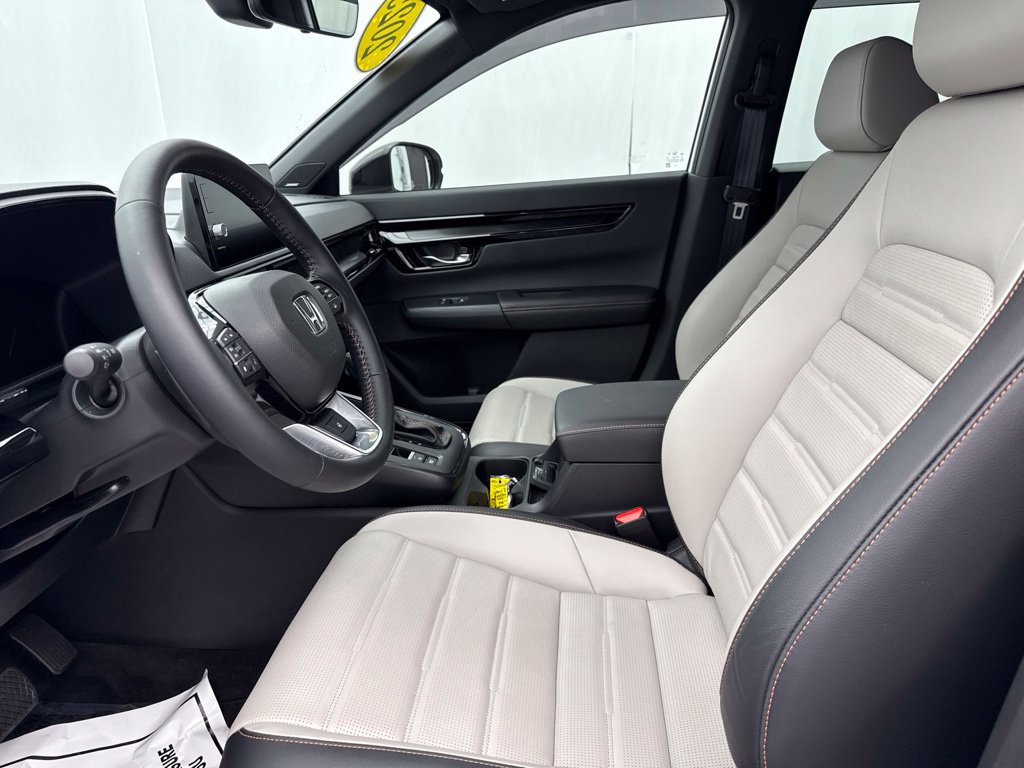 Used 2025 Honda CR-V Sport Touring image 19