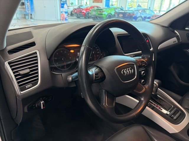 Used 2017 Audi Q5 2.0T Premium image 13