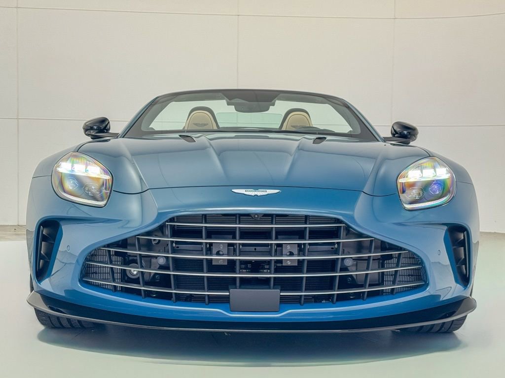 New 2026 Aston Martin V8 Vantage Roadster image 19