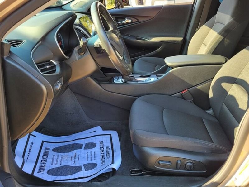 Used 2022 Chevrolet Malibu RS w/ LPO, Convenience Package 2 image 18