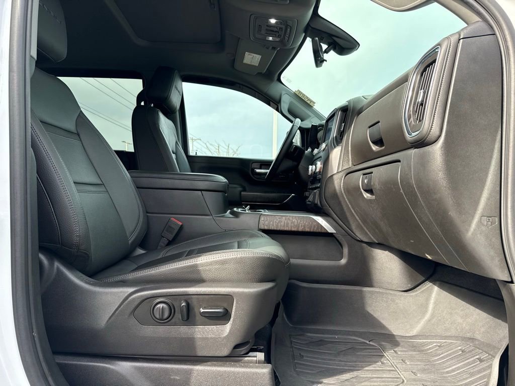 Used 2020 GMC Sierra 3500 Denali w/ Denali Ultimate Package AWD/4WD image 22