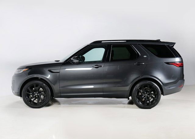 Used 2025 Land Rover Discovery S AWD/4WD image 6