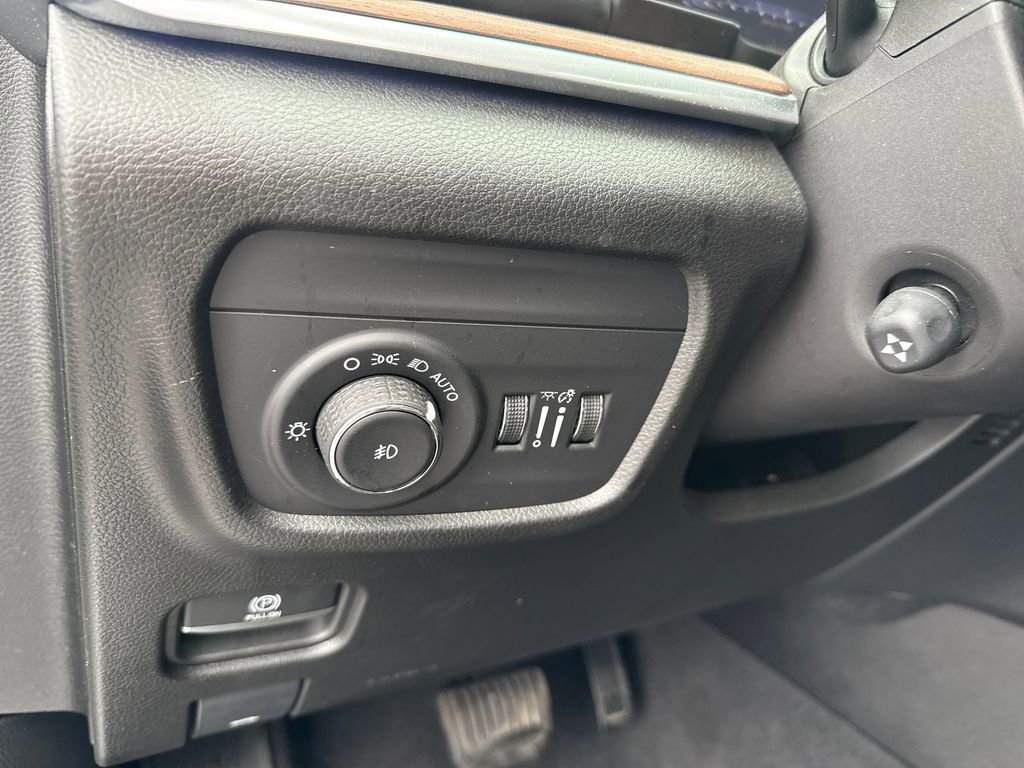 Used 2022 Jeep Grand Cherokee Summit image 17