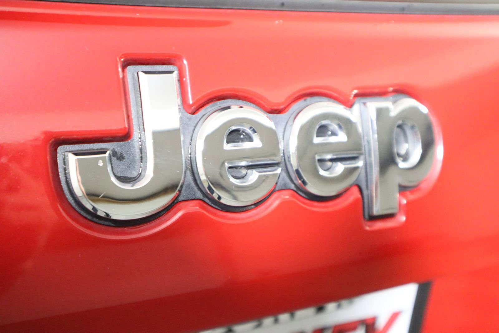 Used 2021 Jeep Compass Latitude w/ Driver Assistance Group image 14