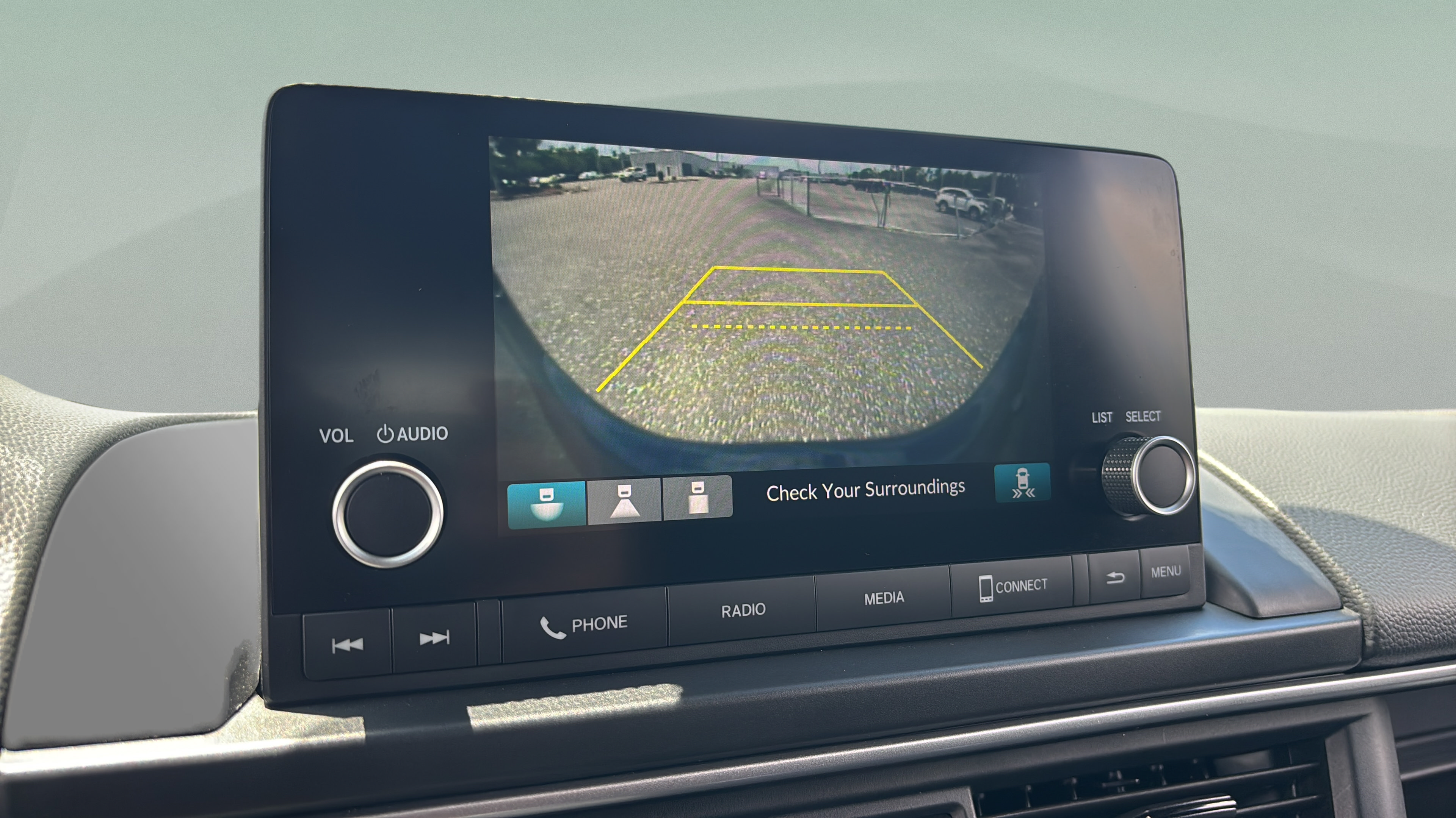 Used 2025 Honda Pilot Sport image 22
