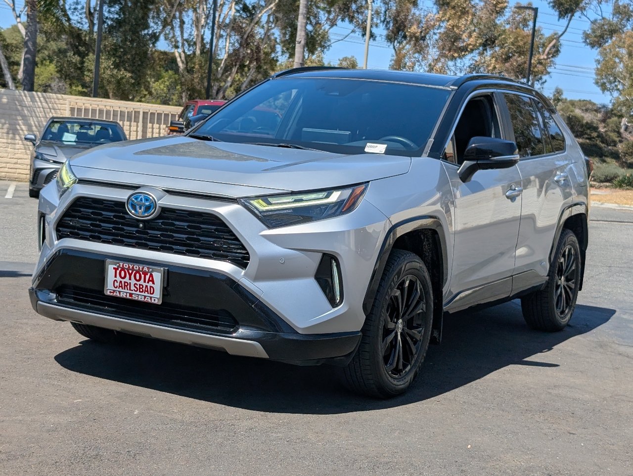 Used 2023 Toyota RAV4 XSE AWD/4WD image 11