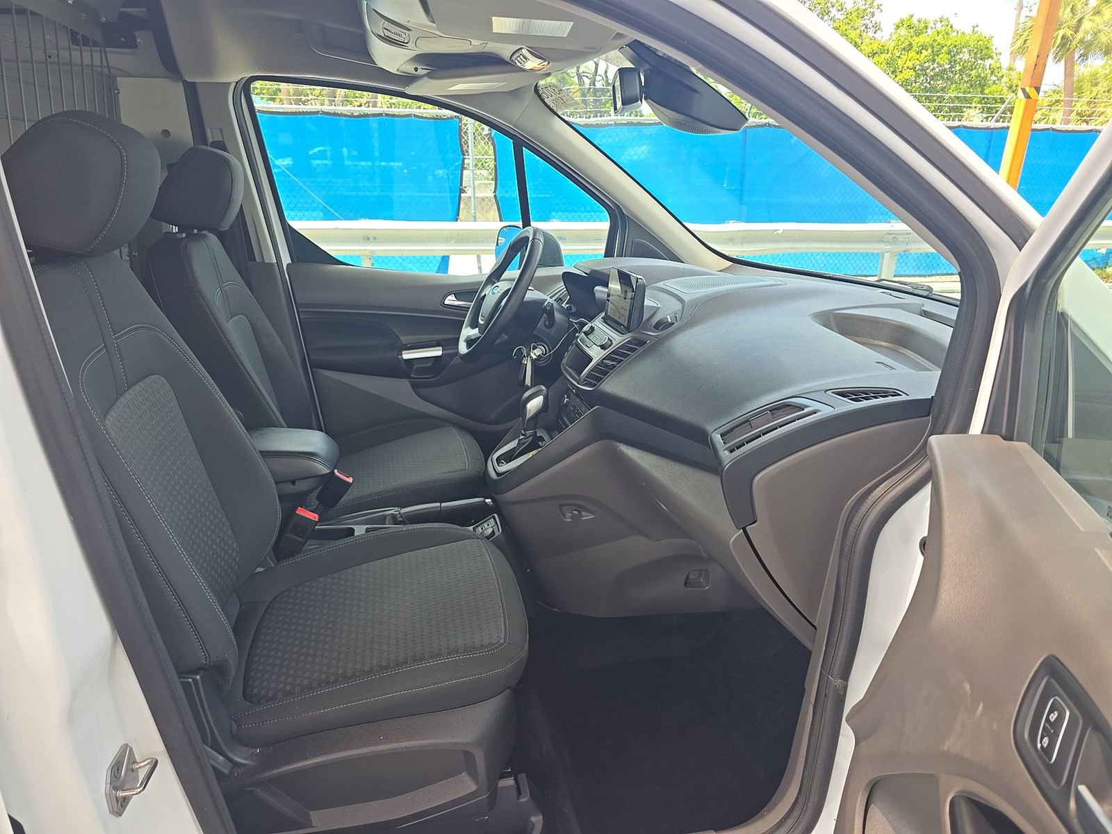 Used 2020 Ford Transit Connect XLT FWD image 13