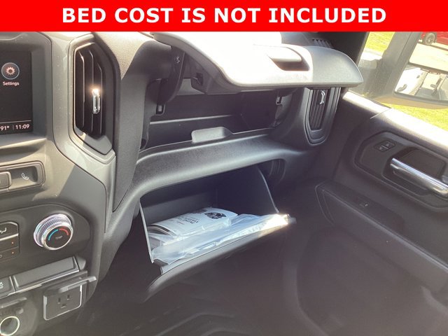 New 2025 GMC Sierra 3500 Pro w/ Convenience Package image 24