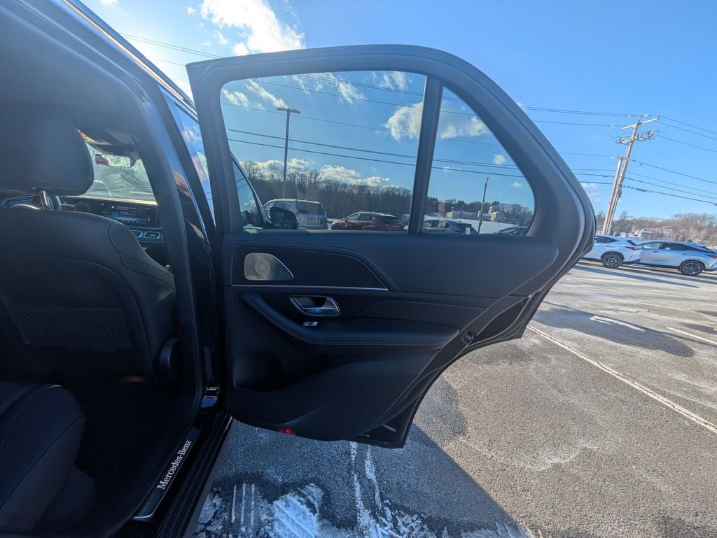 Used 2024 Mercedes-Benz GLE 350 4MATIC image 15