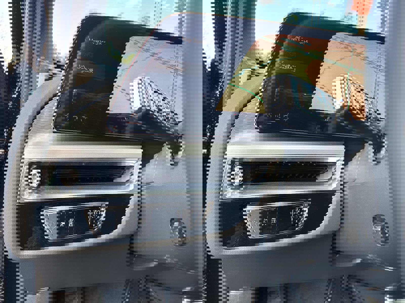 New 2025 Cadillac Lyriq Luxury image 34