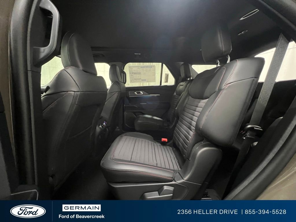 New 2026 Ford Explorer ST-Line w/ ST-Line Street Pack image 28