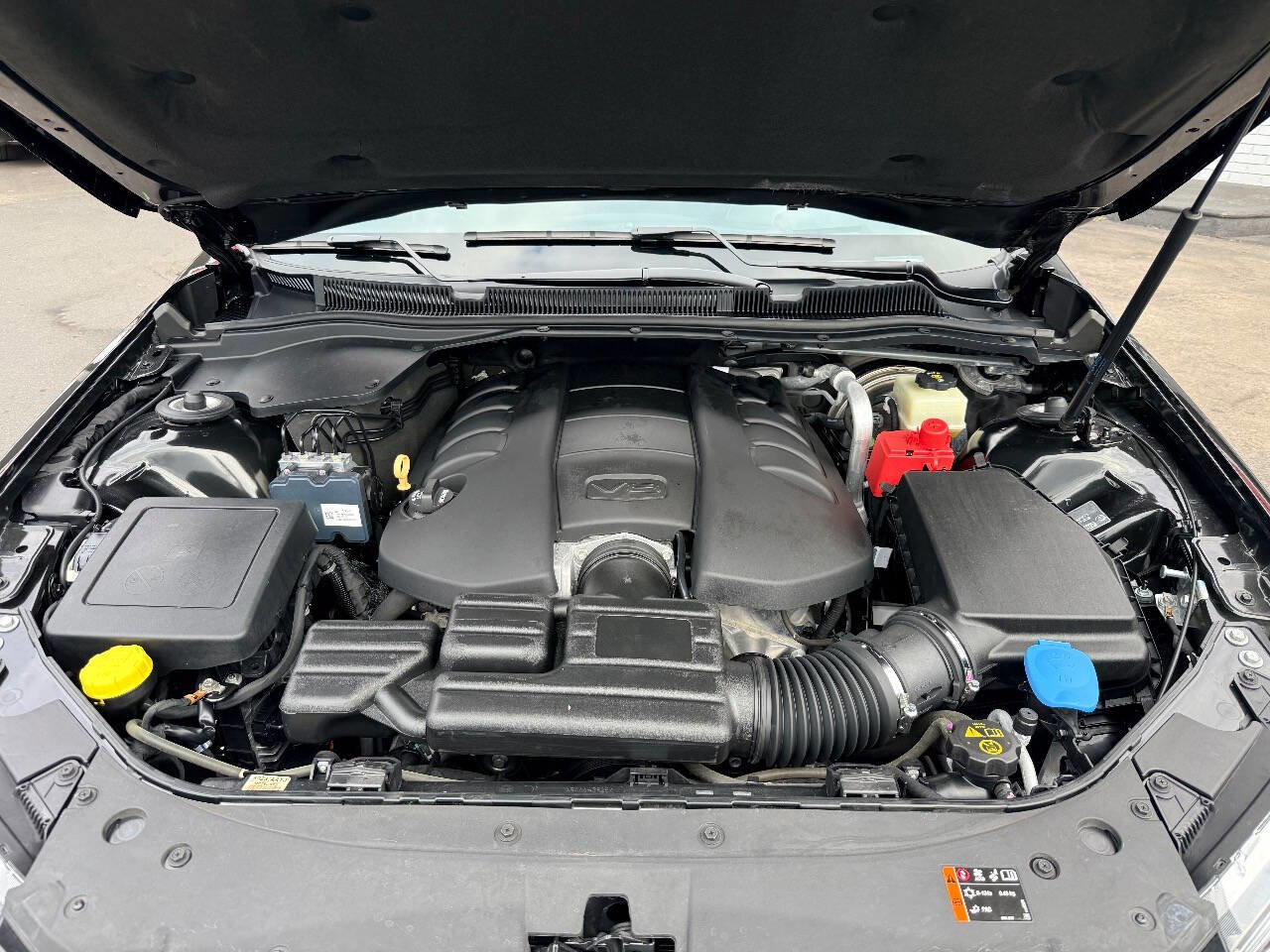 Used 2014 Chevrolet SS image 35