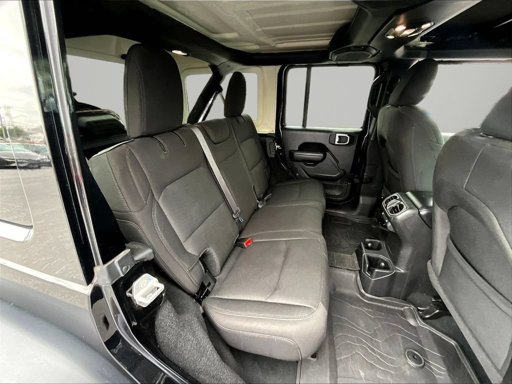 Used 2022 Jeep Wrangler Unlimited Sport AWD/4WD image 25