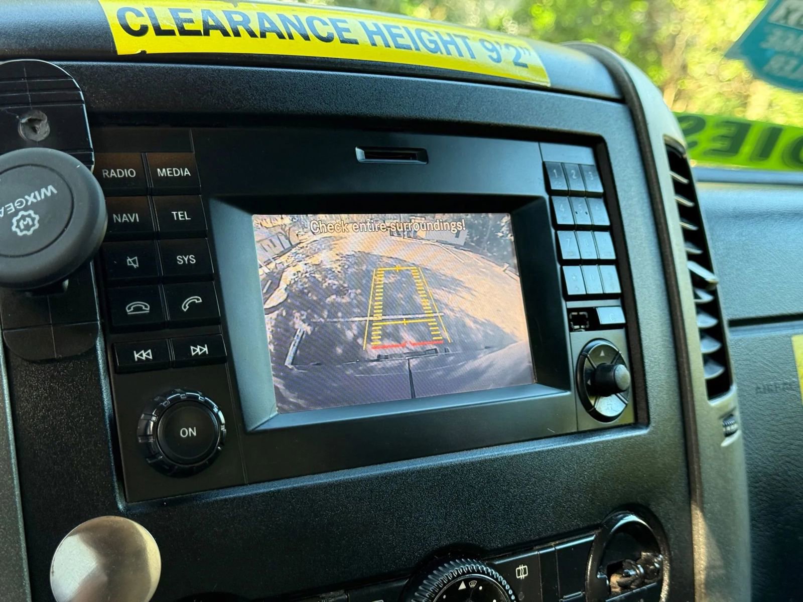 Used 2018 Mercedes-Benz Sprinter 2500 image 23