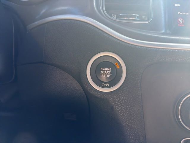 Used 2019 Dodge Charger SXT w/ Leather Interior Group RWD image 40