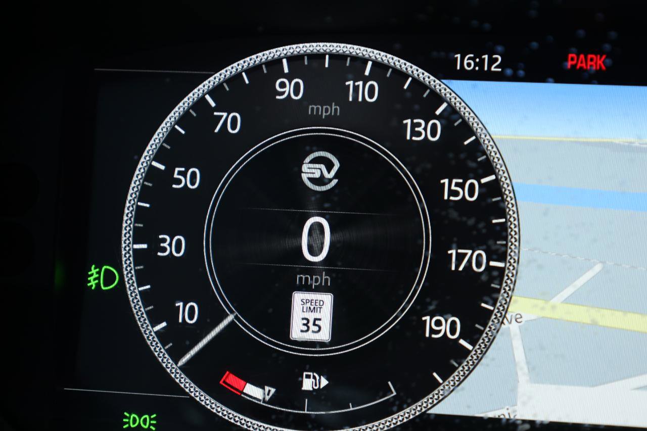 Used 2020 Land Rover Range Rover SV Autobiography Dynamic image 83