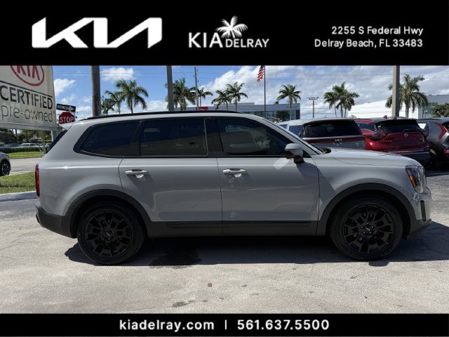 Certified 2022 Kia Telluride SX w/ SX Prestige Package AWD/4WD image 2