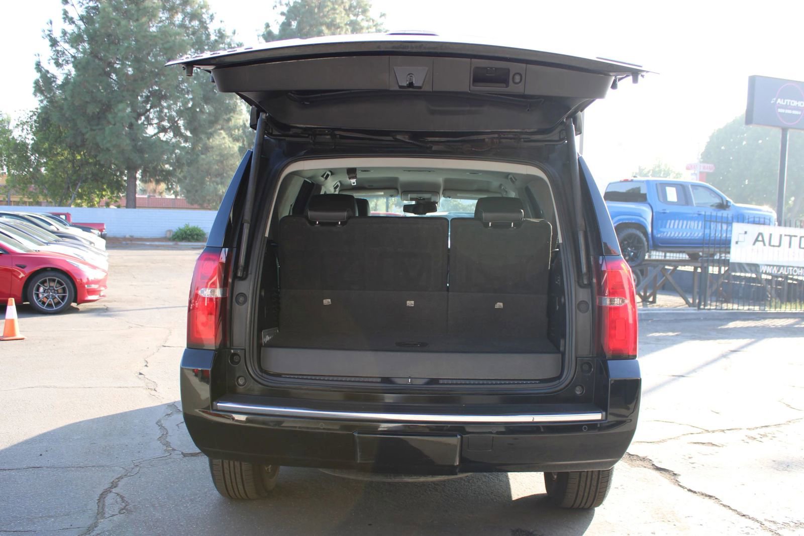 Used 2018 Chevrolet Tahoe Premier image 41