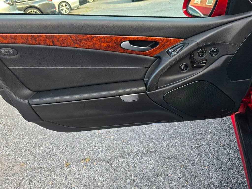 Used 2007 Mercedes-Benz SL 550 image 10