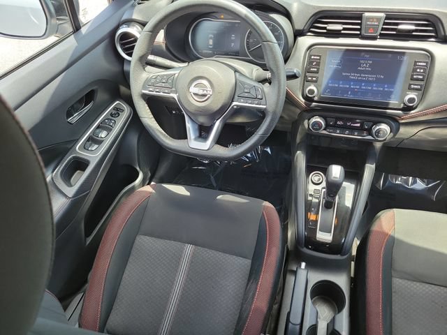 Used 2024 Nissan Versa SR FWD image 14