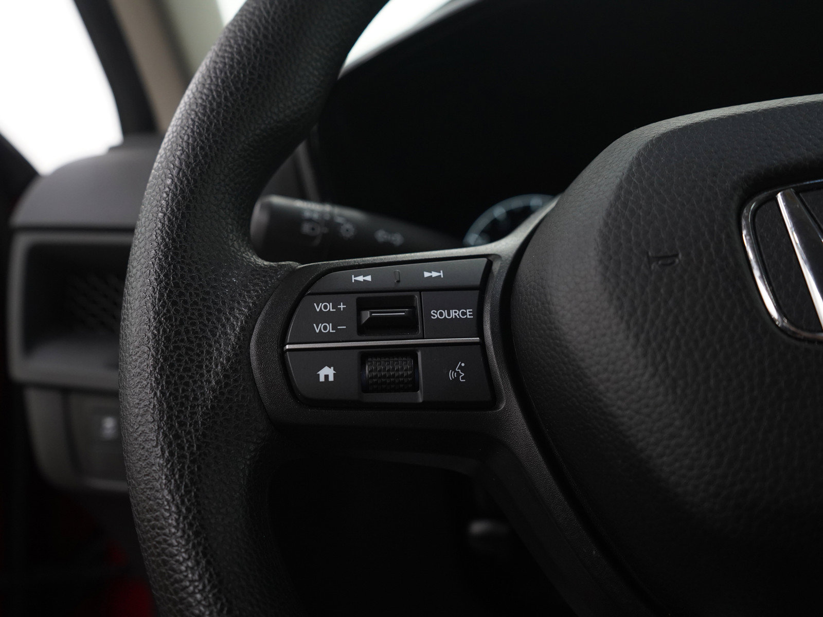 Used 2025 Honda CR-V LX image 24