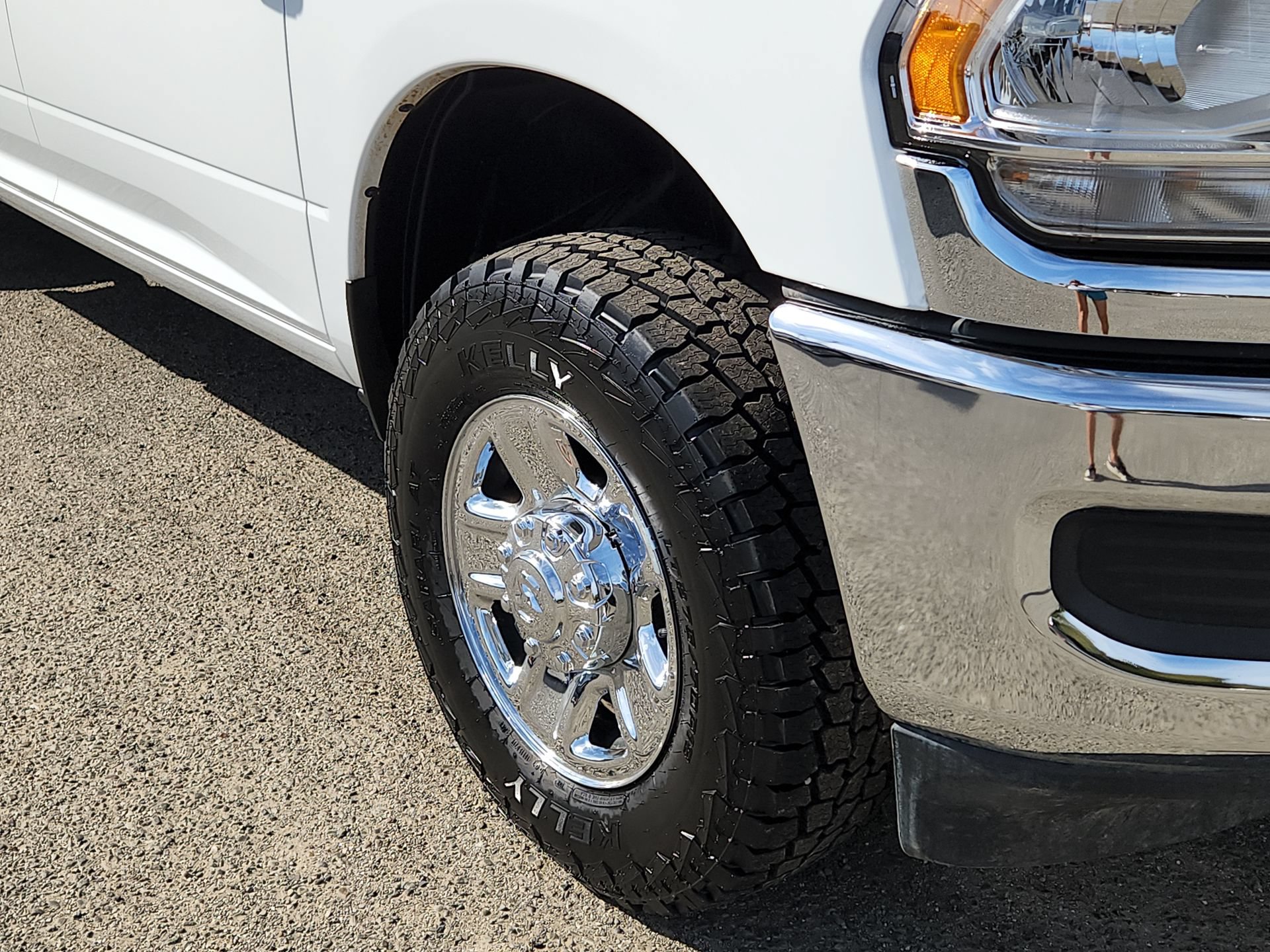 Certified 2023 RAM 2500 Tradesman w/ Towing Technology Group AWD/4WD image 18