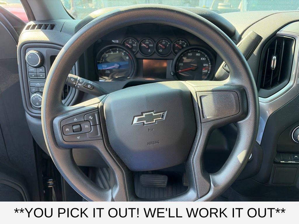 Used 2024 Chevrolet Silverado 1500 Custom Trail Boss w/ Midnight Edition AWD/4WD image 10
