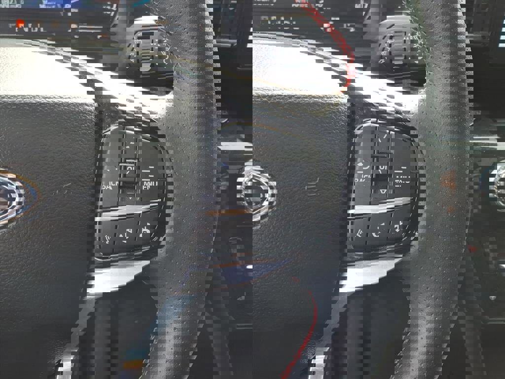 Used 2024 Ford Explorer ST-Line w/ Class IV Trailer Tow Package image 21