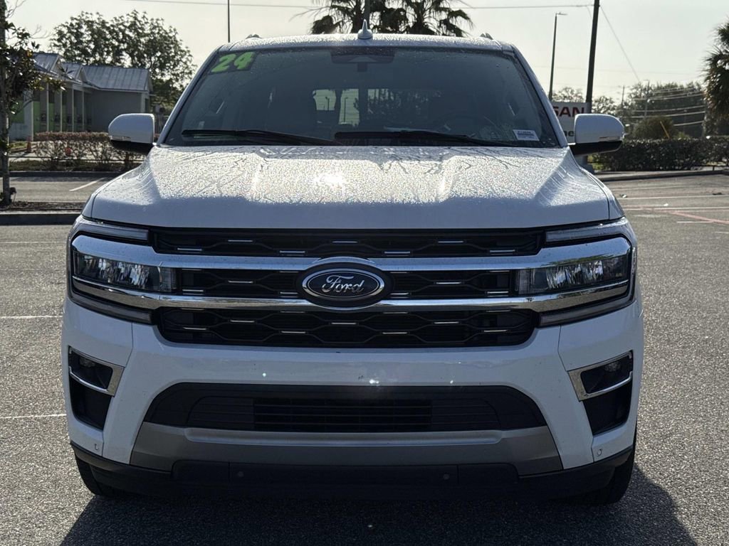 Used 2024 Ford Expedition Max Limited image 9