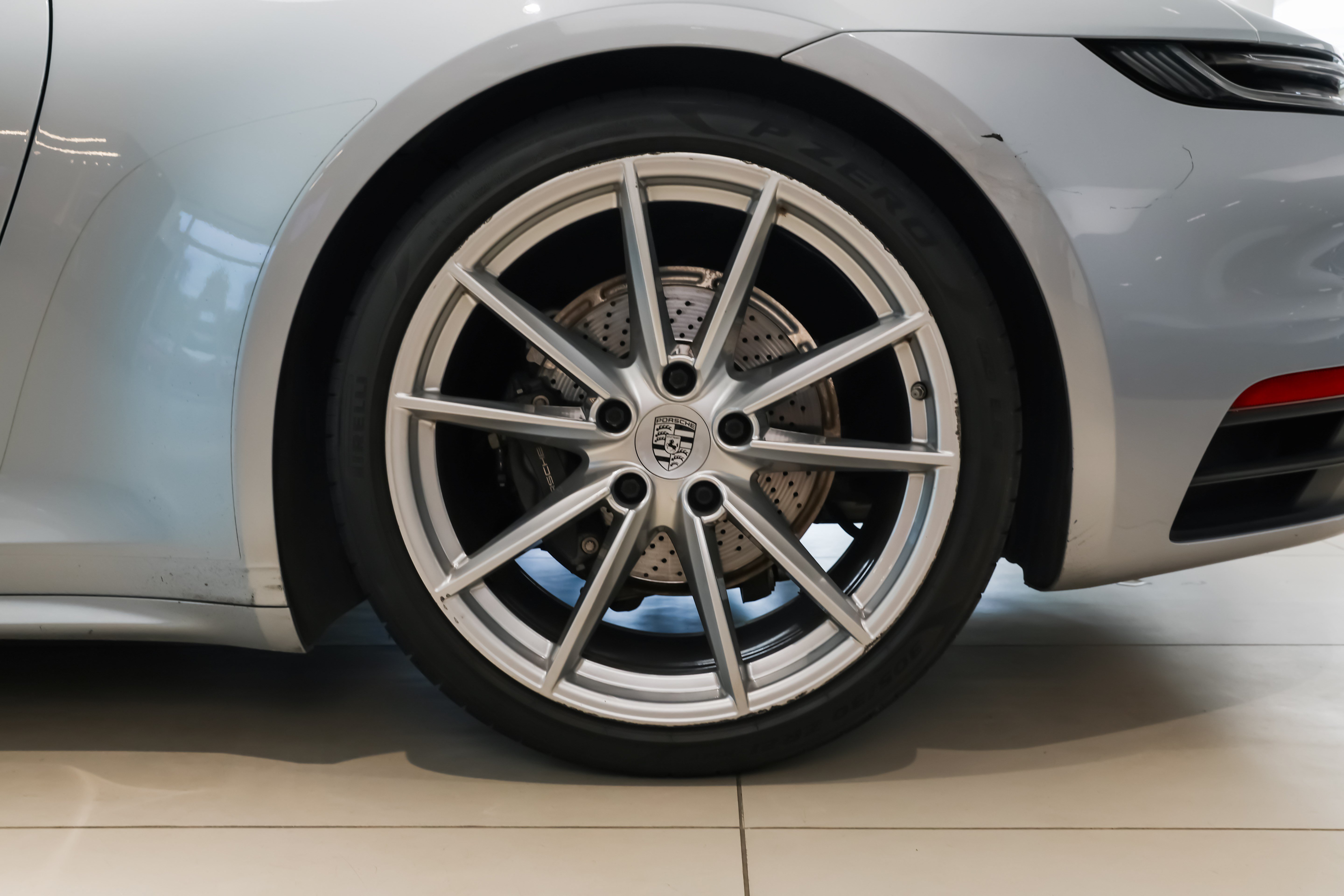 Used 2022 Porsche 911 Carrera 4 AWD/4WD image 30