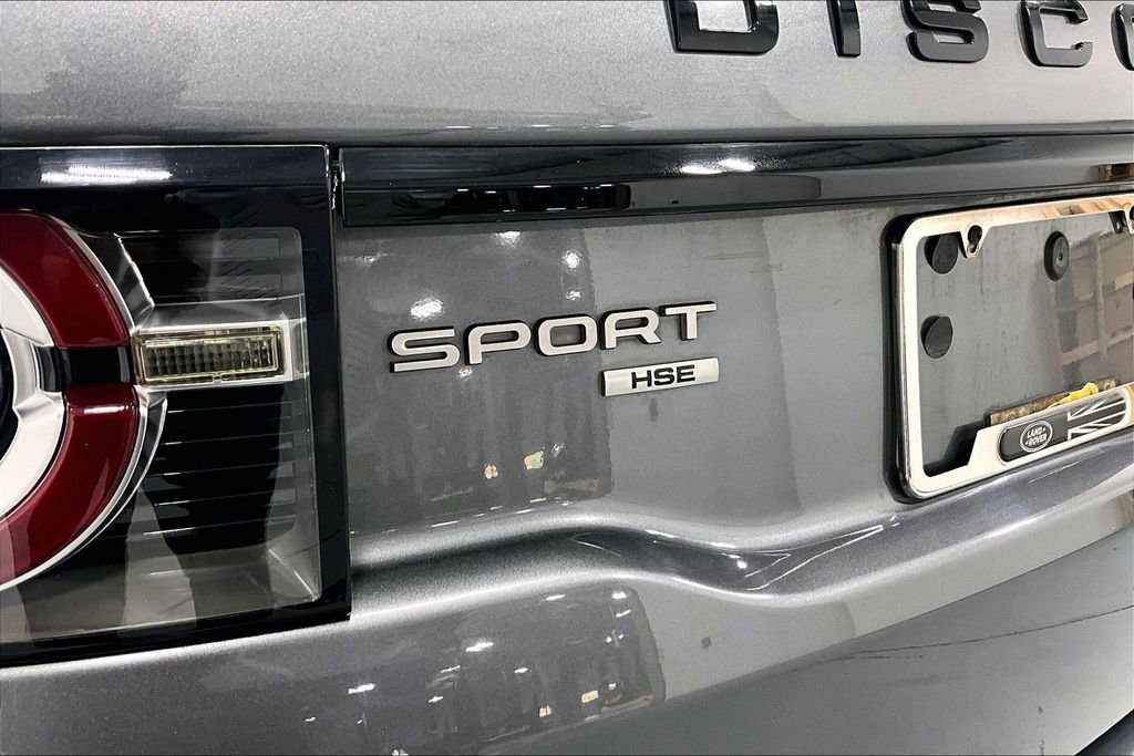 Used 2018 Land Rover Discovery Sport HSE AWD/4WD image 32