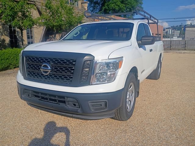 Used 2018 Nissan Titan S w/ S Utility Package RWD image 4