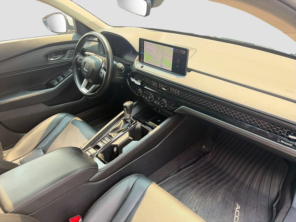 Used 2023 Honda Accord Touring image 29
