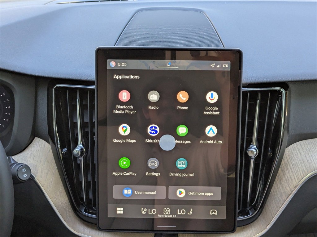 New 2026 Volvo XC60 B5 Plus w/ Protection Package Premier image 19