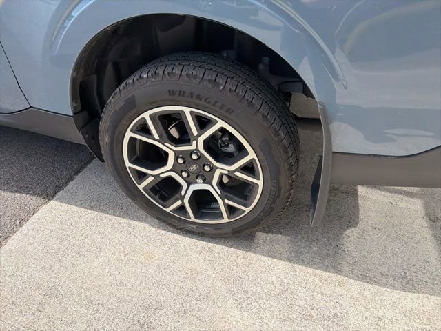 Certified 2025 Ford Maverick Lariat w/ 4K Tow Package AWD/4WD image 6
