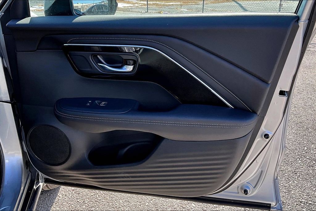 Used 2025 Acura ADX AWD image 24