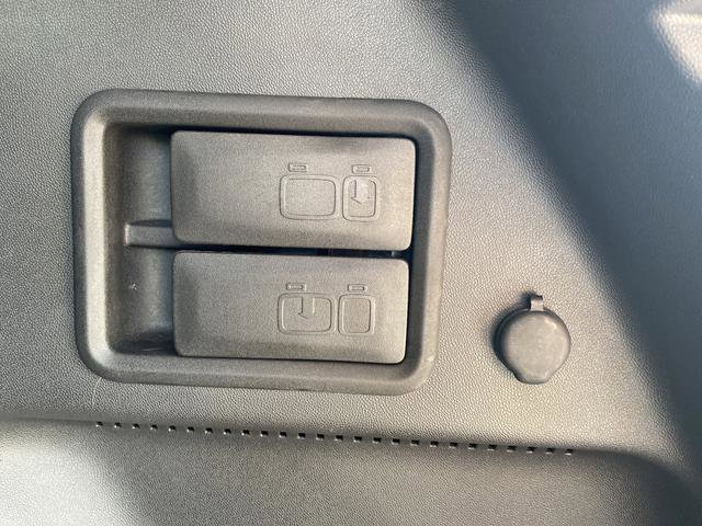 Used 2022 GMC Terrain SLE w/ Driver Convenience Package image 21