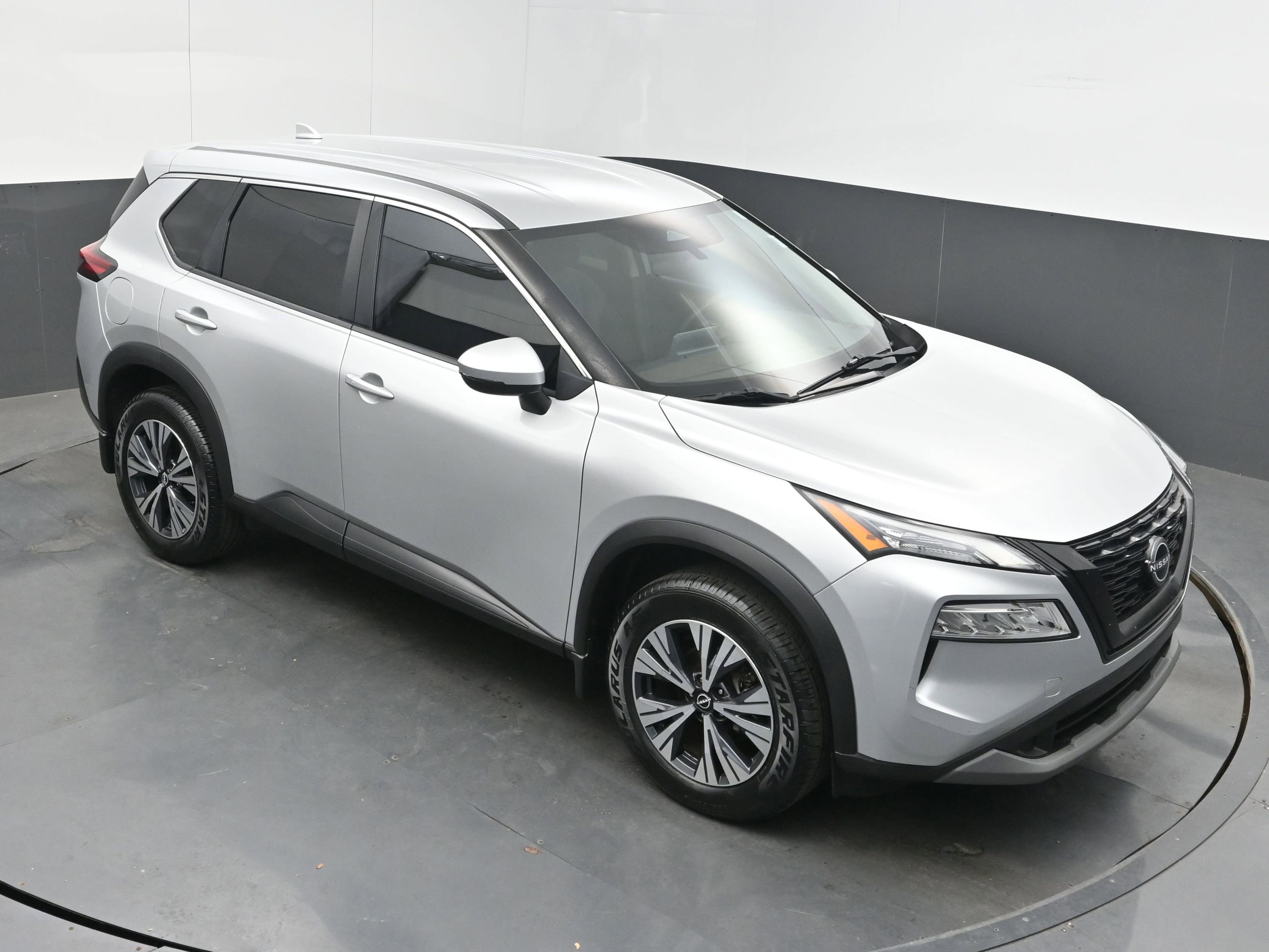 Used 2022 Nissan Rogue SV image 30