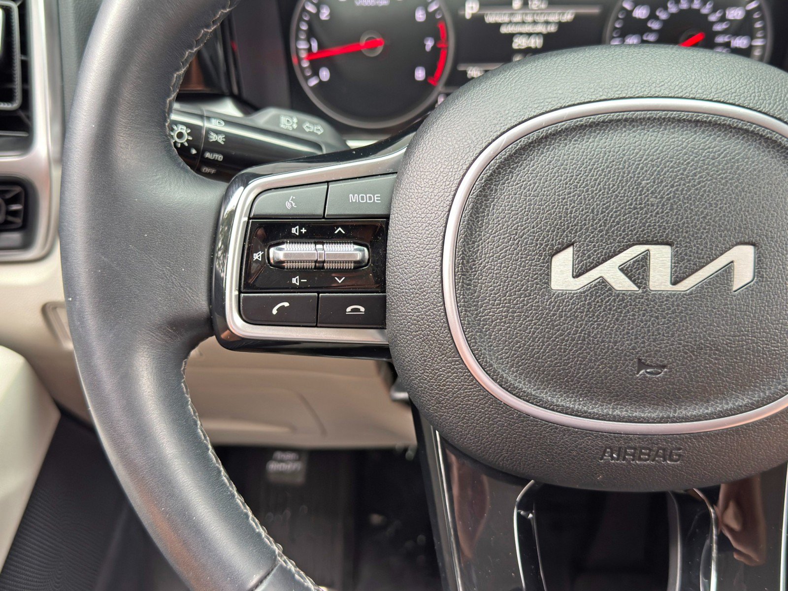Used 2023 Kia Sorento S w/ Panoramic Sunroof Package FWD image 20