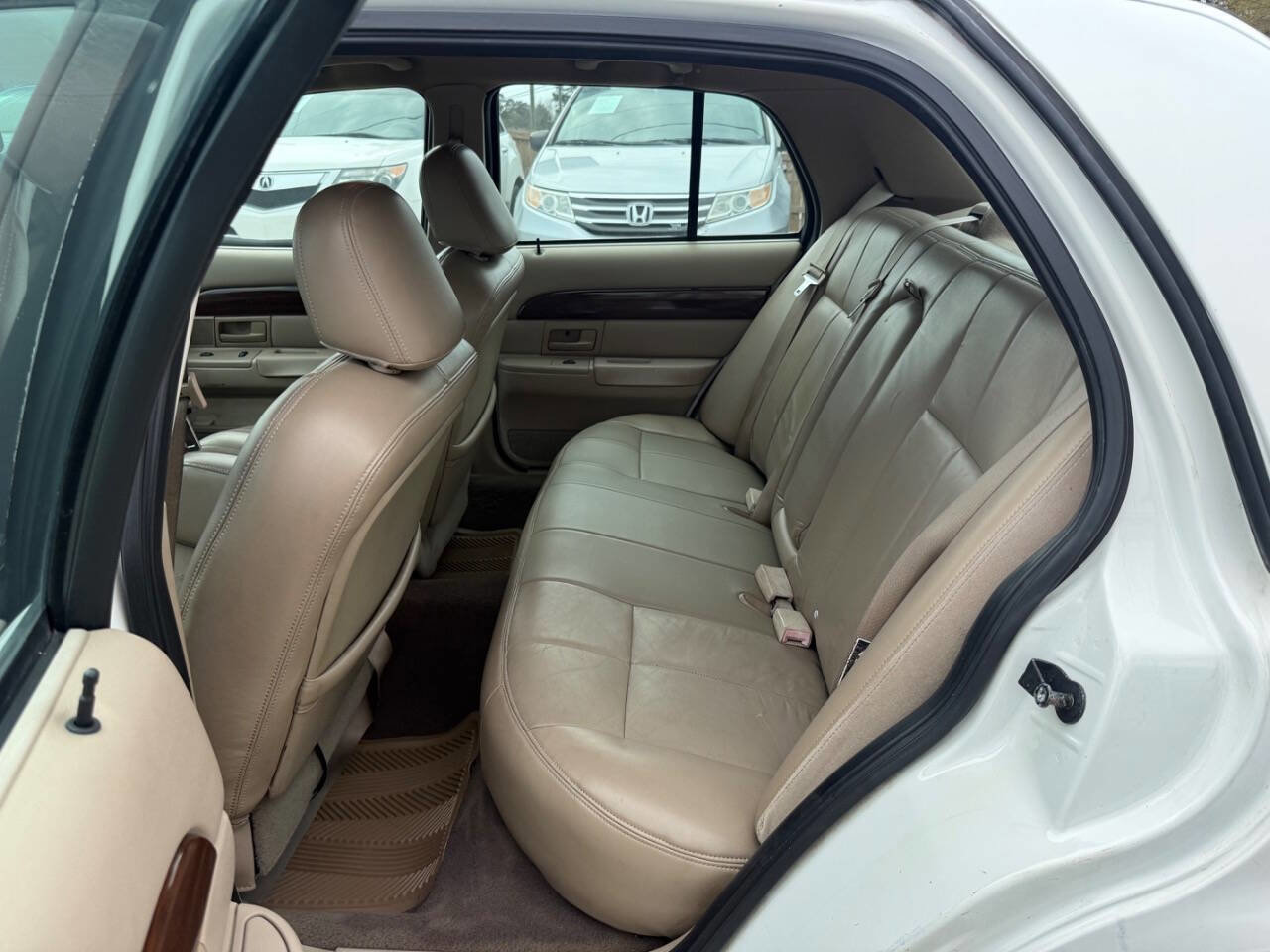 Used 2003 Mercury Grand Marquis GS image 11