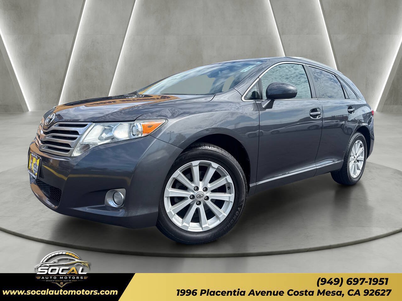 Used 2011 Toyota Venza FWD image 1